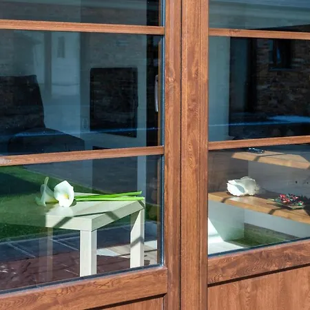 Rurales Lola Penarronda * Castropol