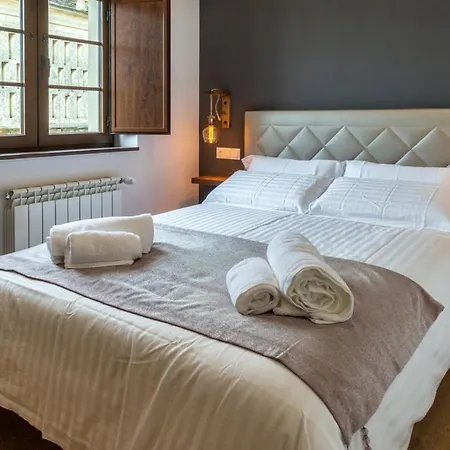 Rurales Lola Penarronda * Castropol