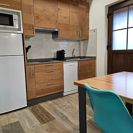 Rurales Lola Penarronda Castropol