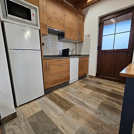 Apartamento Rurales Lola Penarronda *