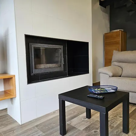 Rurales Lola Penarronda Castropol