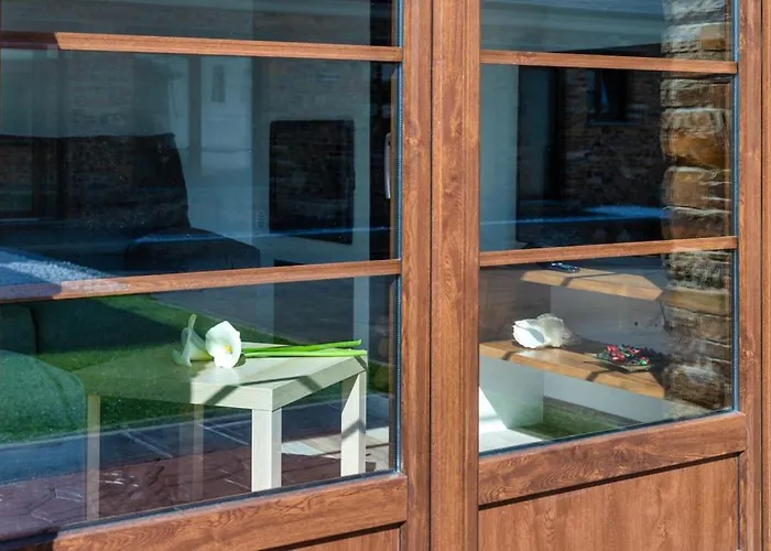 Rurales Lola Penarronda * Castropol