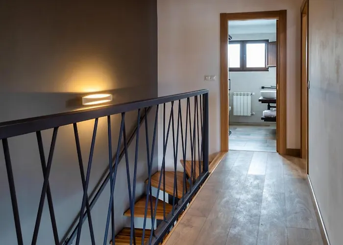 Rurales Lola Penarronda Castropol